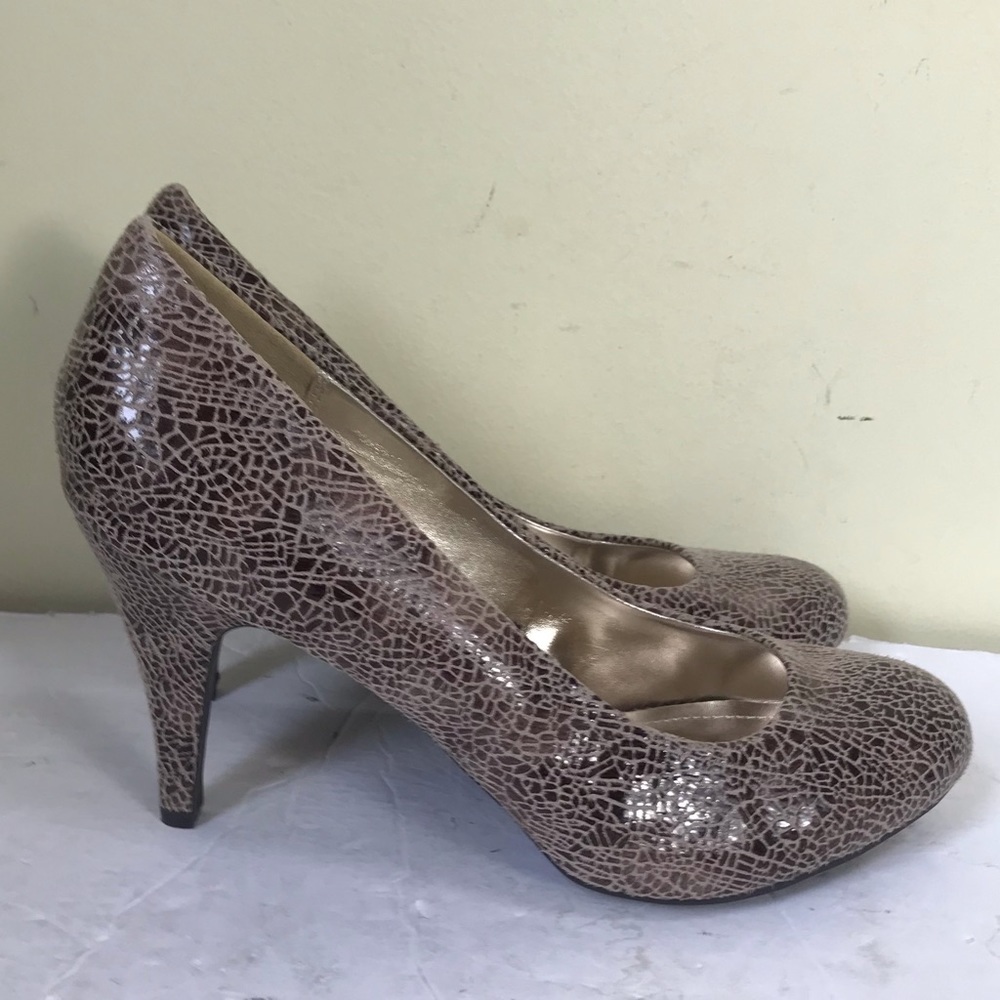 Steve Madden NEW Lonni Shoes Heels Round Toe Pumps Leather Vegan Animal Print 10